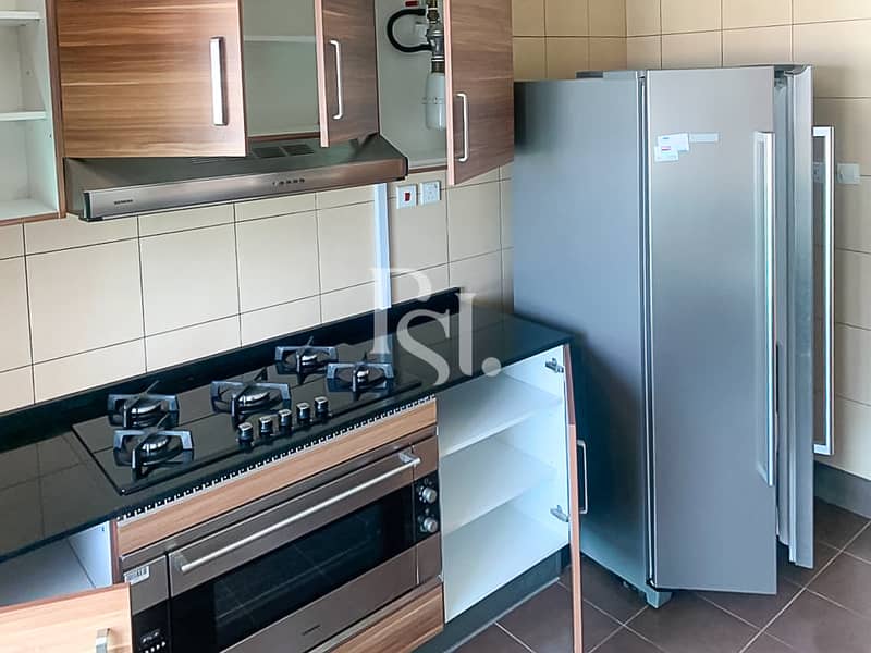 9 beach-tower-al-reem-island-abu-dhabi-kitchen (2). JPG