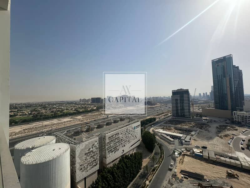 12 Cheques | High Floor | Ready to Move In 12 Cheques | High Floor | Ready to Move In