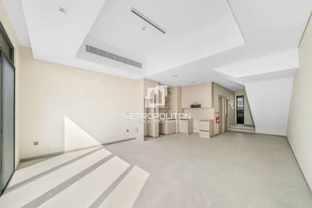 2 Bedroom Townhouse for Sale in Mohammed Bin Rashid City, Dubai - Tenanted Unit | Non-negotiable | Mortgage Possible