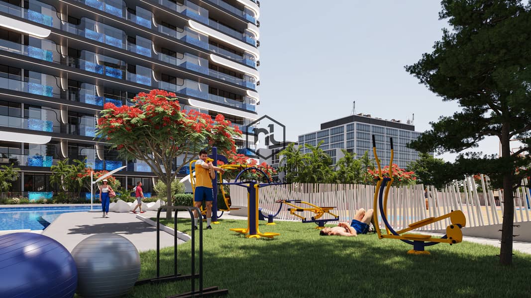 3 outdoorgym. jpg