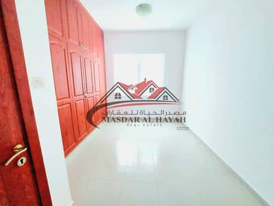 10 days Free Specious 2 BHK with Wardrobes/2 baths