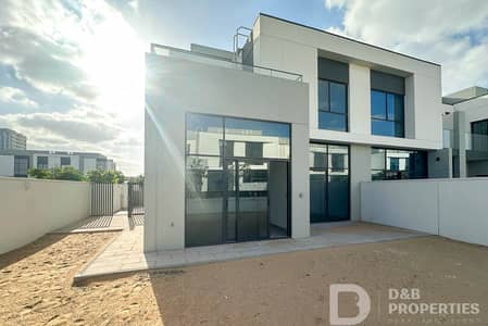4 Bedroom Townhouse for Rent in Al Furjan, Dubai - Corner Unit | East Phase | Vacant | Spacious Plot