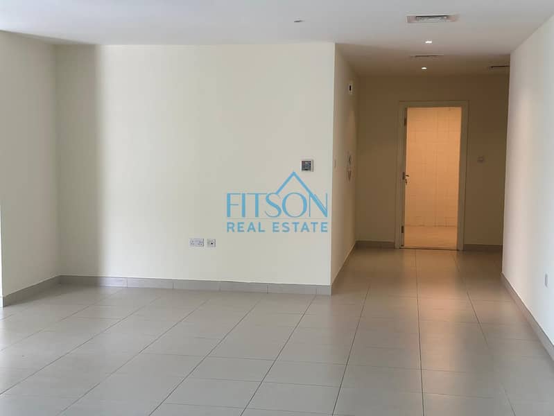 5 57ffb99a-0206-4faf-a6d4-0d69c143e0e0. jpg