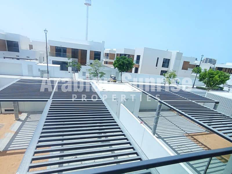 3 The-Dunes-V-121-4BR-View. jpg