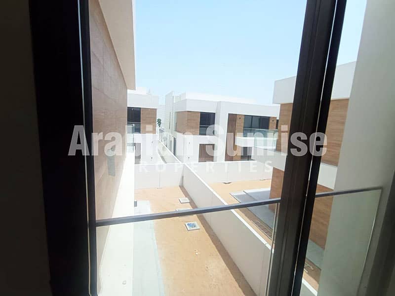 10 The-Dunes-V-121-4BR-BR-View1. jpg