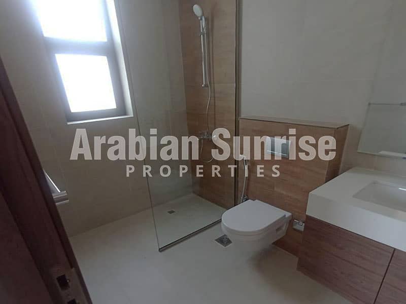 11 The-Dunes-V-121-4BR-BR-Bathroom. jpg
