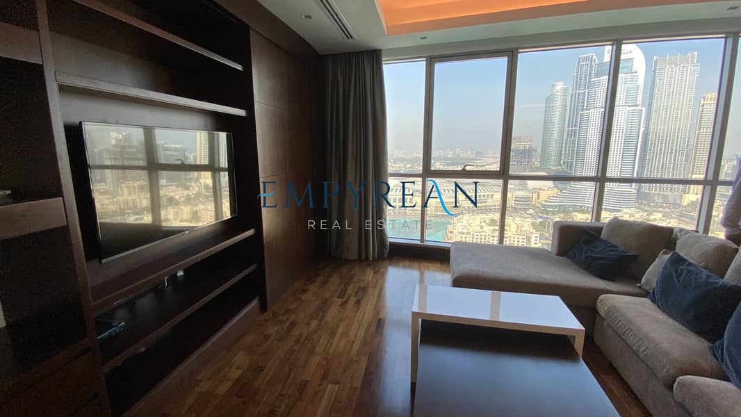 5 Elegant & Lavish Apartment Overlooking Burj Khalifa | Fully Furnished 2 Bedroom