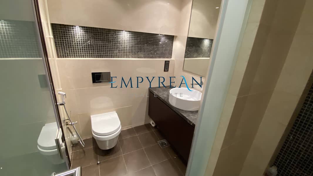 8 Elegant & Lavish Apartment Overlooking Burj Khalifa | Fully Furnished 2 Bedroom