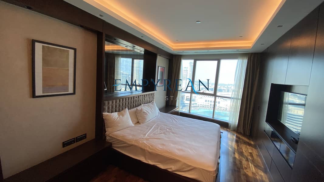18 Elegant & Lavish Apartment Overlooking Burj Khalifa | Fully Furnished 2 Bedroom