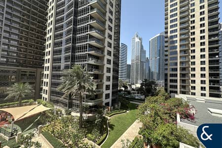 1 Bedroom Flat for Sale in Downtown Dubai, Dubai - Large Layout | Community View | Rented