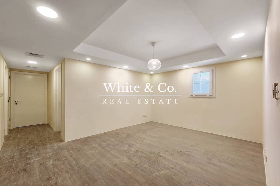 Fully Upgraded| Landscaped |Great Location - Image 16