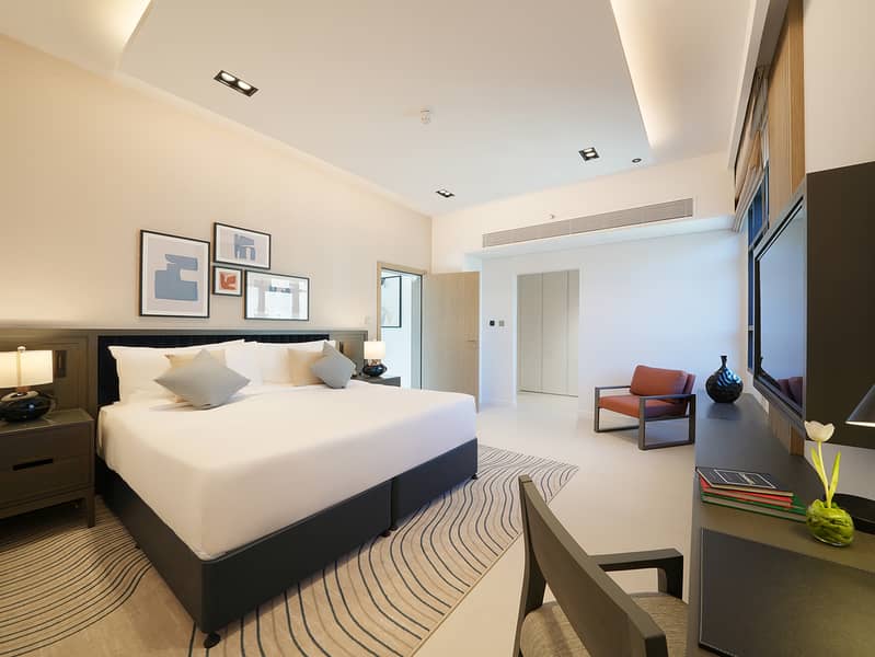5 CMTP_Deluxe_Two_Bedroom_Master_Bedroom_02. jpg