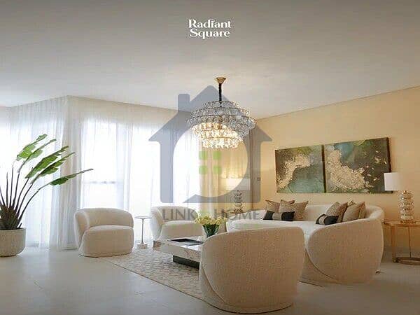 8 radaint-square-showroom3. jpg