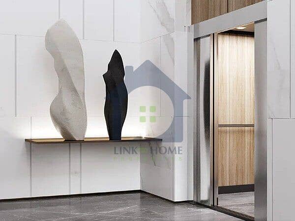 15 radaint-square-lobby. jpg