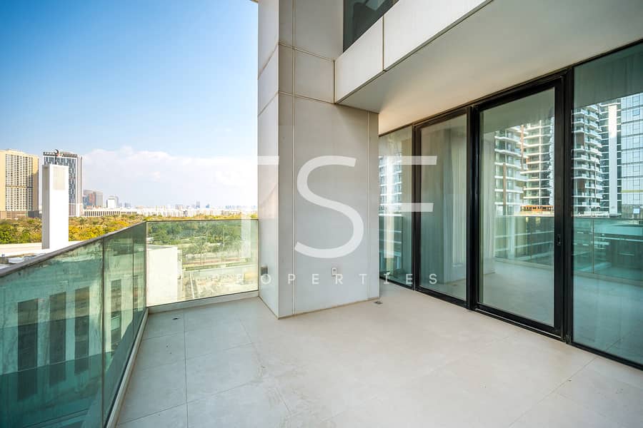 31 Unit-503,-1-Residence-35. jpg