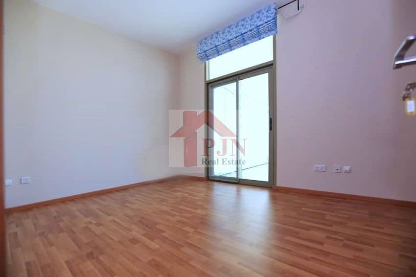9 bedroom. jpg