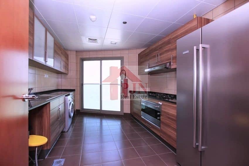 14 kitchen. jpg