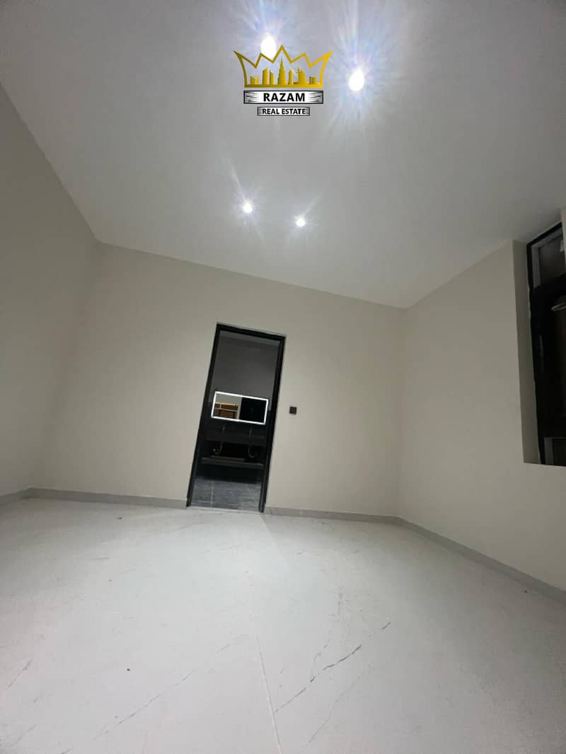 9 Photo- 10. png