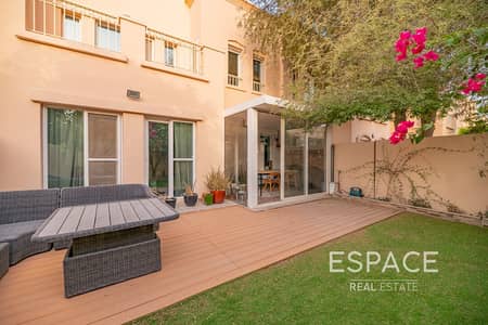 3 Bedroom Villa for Rent in The Lakes, Dubai - Upgraded Maeen | Pristine | Private