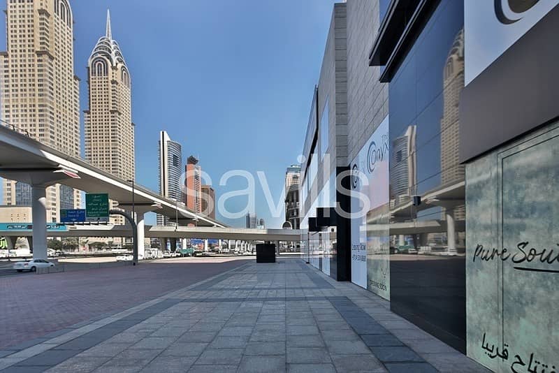 Huge Office Space for Rent in Onyx Tower