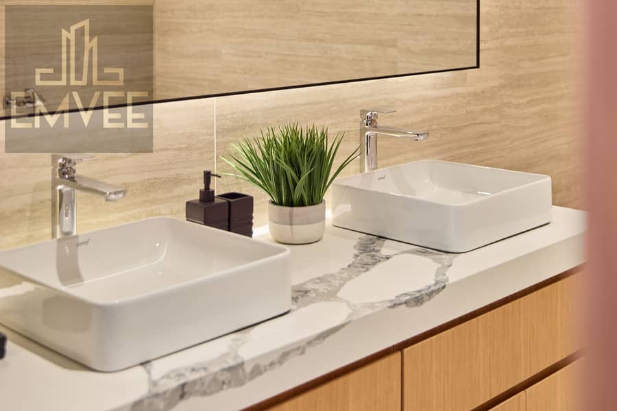 7 Tribe_14042025__Bathroom 1_4761 1. jpg