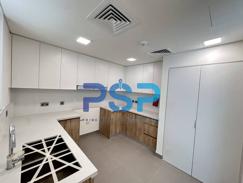 4 kitchen. JPG