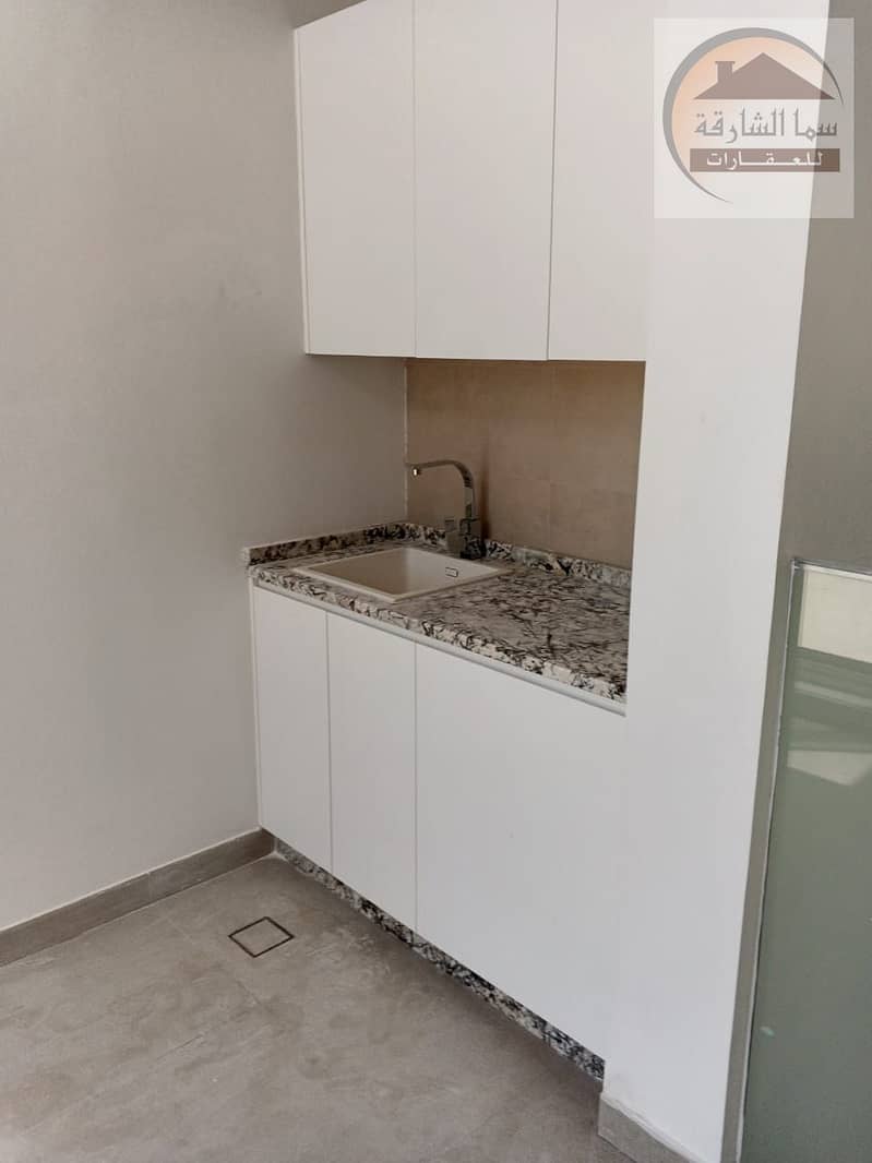 11 75d9bb21-ef68-4d2b-a756-f5baed4dd87f. jpg