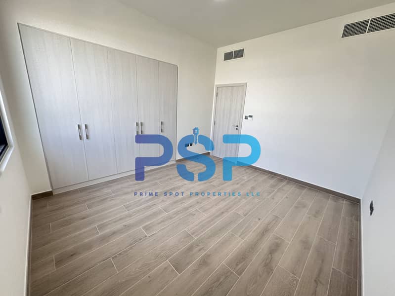 16 1 ROOM#1. . JPG