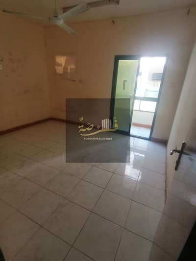 A room and a hall for annual rent in Ajman, Al Bustan area, Gold Market, close to the Corniche. The price is 20,000 in 6 installments, with a check a