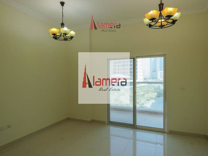 4 d23de9fb-1a0f-4455-aff0-6bb991c8209a. jpg