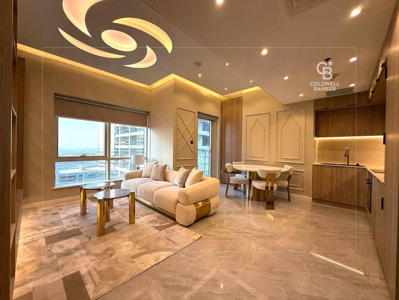 Luxury Furnished | Renovated | Vacant Luxury Furnished | Renovated | Vacant