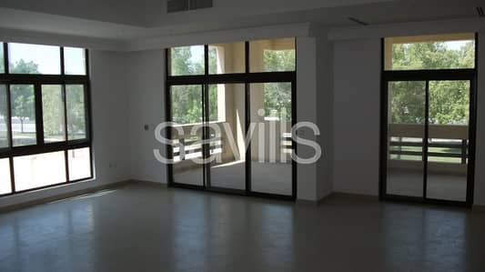 Spacious five bedroom villa with Private garden for rent in Hills Spacious five bedroom villa with Private garden for rent in Hills