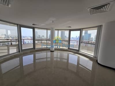 科尼奇区， 阿布扎比 5 卧室顶楼公寓待租 - WhatsApp Image 2025-04-18 at 4.09. 38 PM (1). jpeg