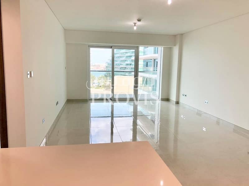 Vacant Apartment! Waiting for You to Make it Home! Vacant Apartment! Waiting for You to Make it Home!