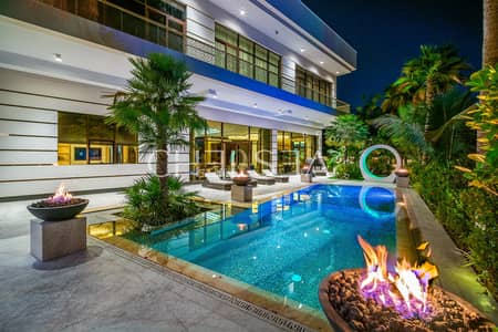 6 Bedroom Villa for Sale in Emirates Hills, Dubai - Signature Villa | Fully Upgraded | Move-in Ready