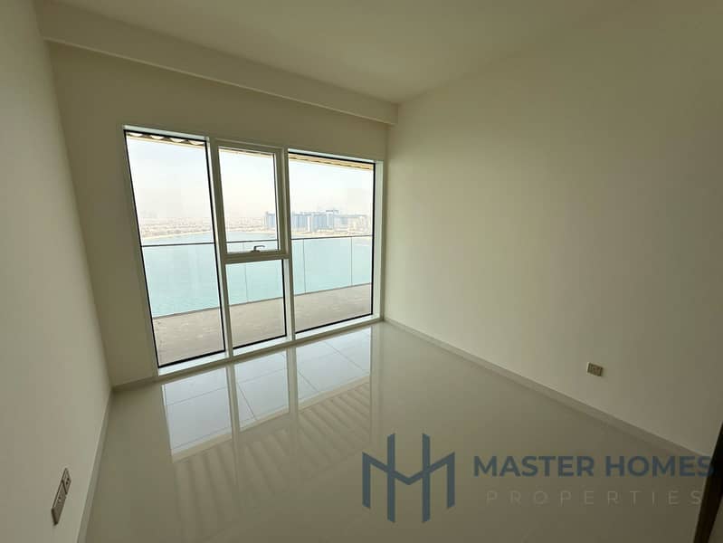 8 bd0885ed-4253-4d30-acbc-299ecb8c996a. jpg