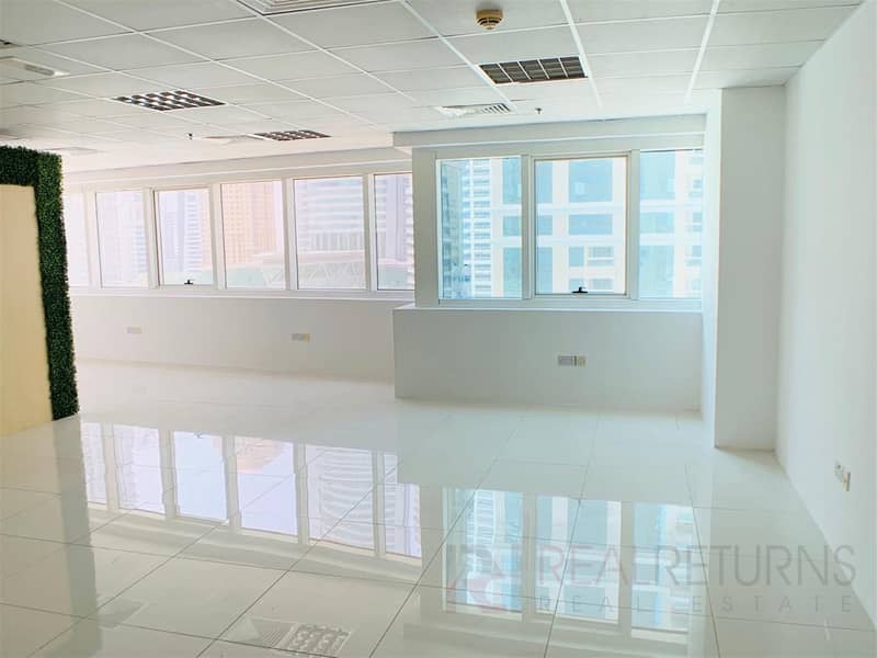 Small Fitted Office w.Partition for Sale [KH]