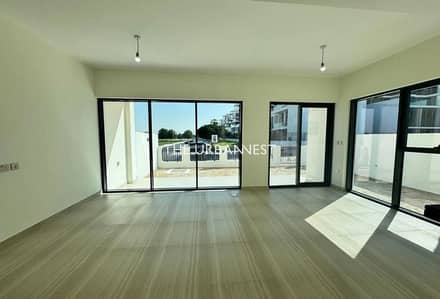 4 Bedroom Villa for Rent in DAMAC Hills, Dubai - Prime Location | 4 Bedrooms with Maids| Vacant