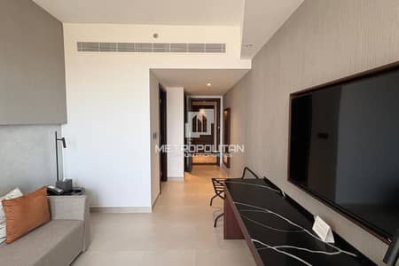 Studio for Sale in Jumeirah Village Triangle (JVT), Dubai - Elegant Studio | Hotel Amenities | Prime Location