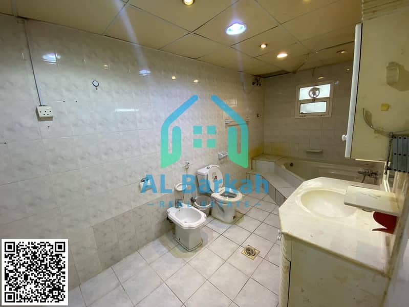 5 3bfe19d7-fd50-45a5-a06d-2be4eb2f52ba. jpg