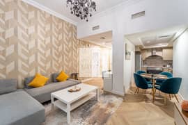 Fully Furnished | Park View | Upgraded | Vacant