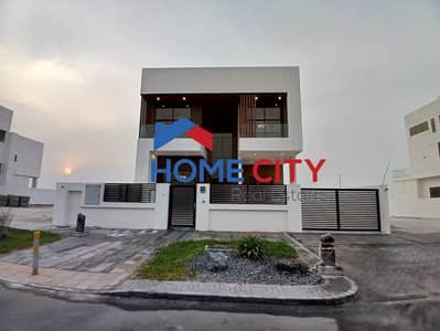 5 Bedroom Villa for Rent in Al Shamkha, Abu Dhabi - c18758b9-a6c8-4270-8b2a-1bc712db48bf. jpg