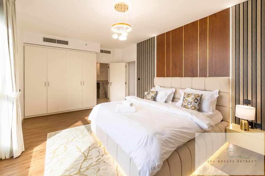15 R6M22030-HDR. jpg