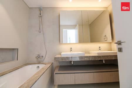 2 Bedroom Flat for Rent in Dubai Creek Harbour, Dubai - Burj & Creek View | High Floor | Spacious