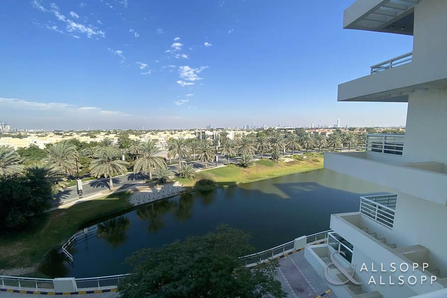 2 3 Beds Duplex | Lake View | Available Now