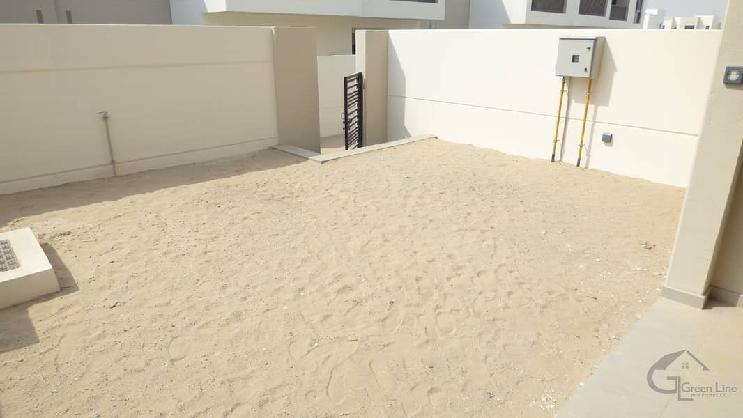 13 3 bedroom townhouse for rent in Nshama Townquare the vibrant new community