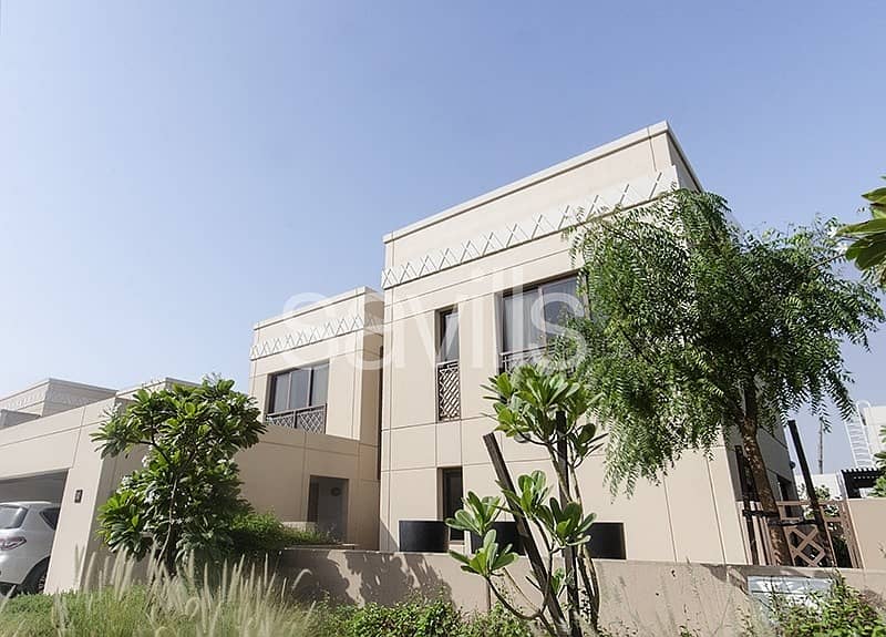 Unique 6 bedroom independent villa Phase 1 Unique 6 bedroom independent villa Phase 1