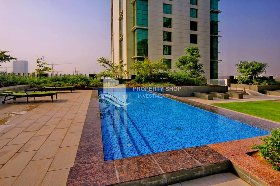 6 abu-dhabi-al-reeem-island-marina-square-rak-tower-community-kids-swimming-pool. JPG
