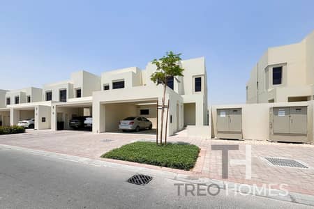 Vacant | Single Row | Unfurnished