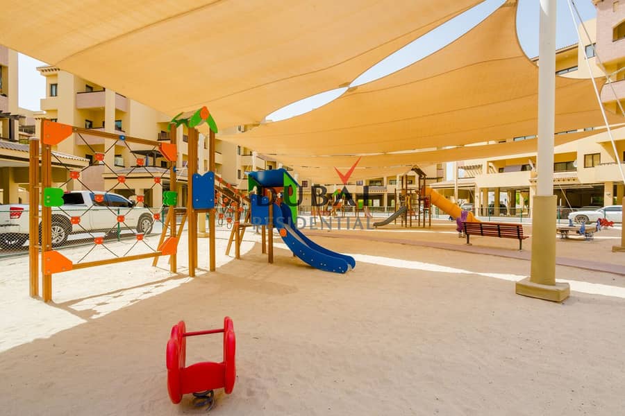 13 Low res 72dpi-Ghoroob Community & Amenities-5. jpg